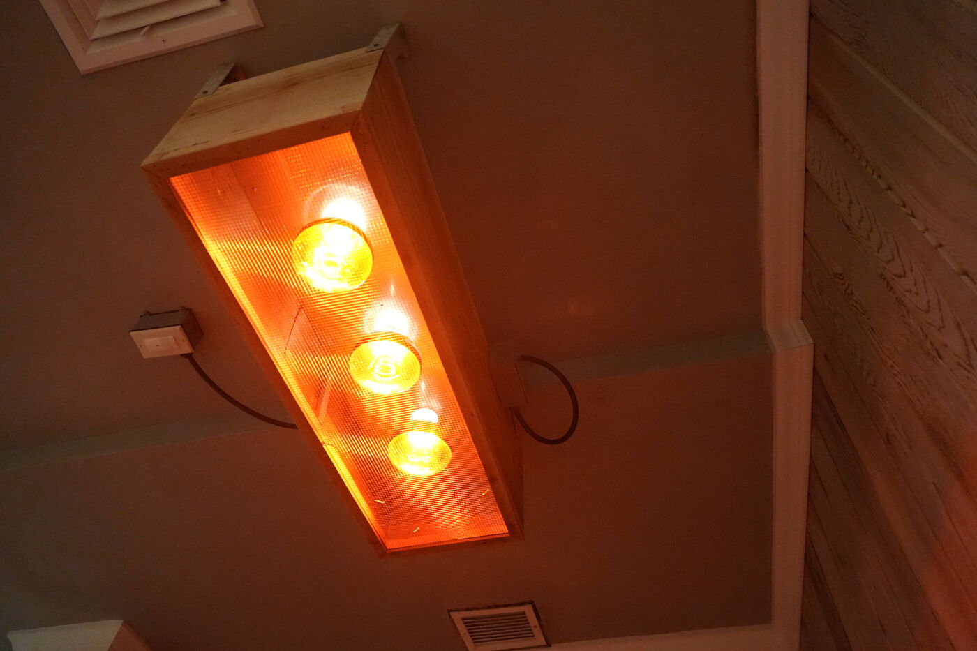 The Benefits of Red Light Therapy